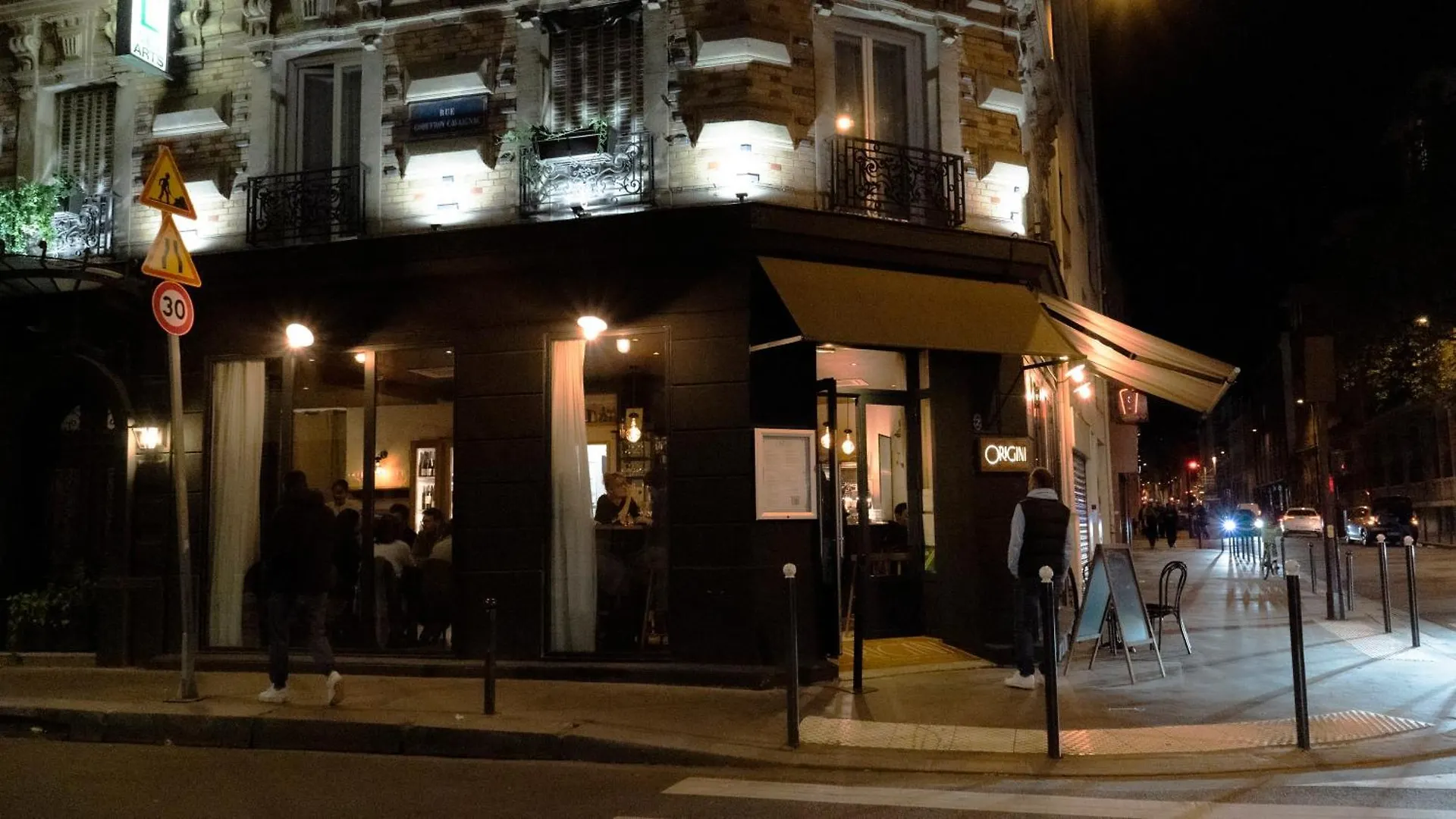 Des Arts-bastille Parigi